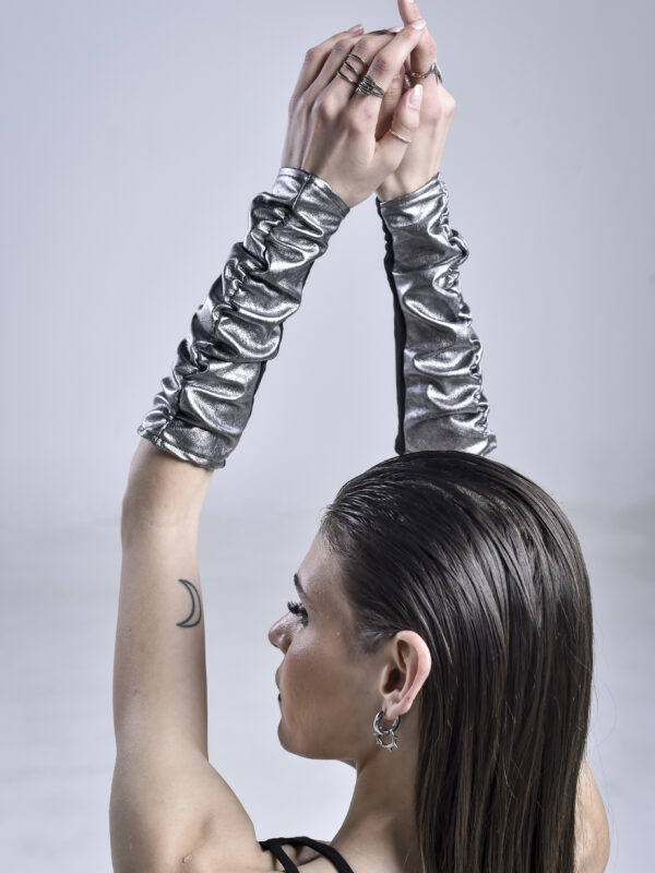 Fracture Sleeves